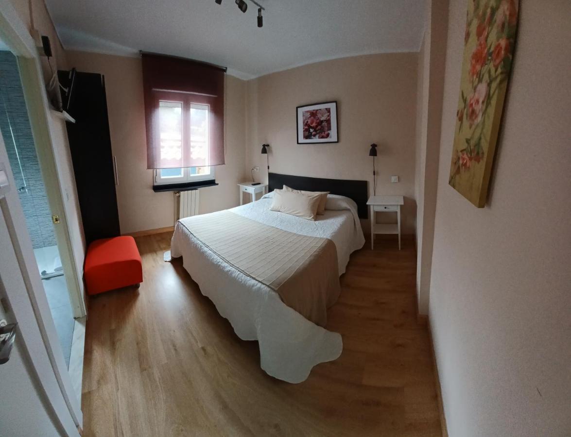 Hotel Sebrenu Sebreño 외부 사진